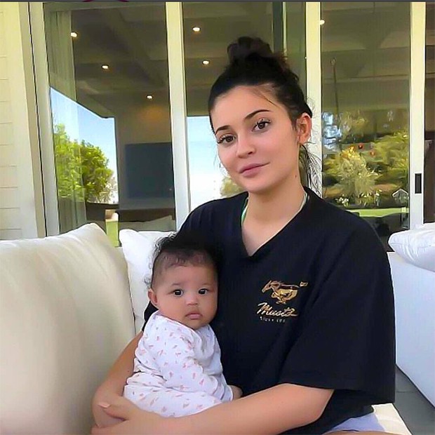 Kylie Jenner thừa nhận không thể trở thành tỉ phú nếu chỉ có một mình - Ảnh 2.