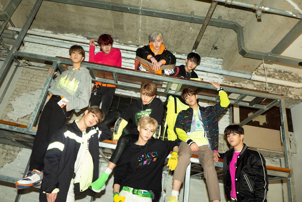 Con ghẻ quốc dân, con cưng quốc tế” - ai là người nắm danh hiệu “bất đắc dĩ” này trong Kpop? - Ảnh 7. Con ghẻ quốc dân, con cưng quốc tế” - ai là người nắm danh hiệu “bất đắc dĩ” này trong Kpop? - Ảnh 7.