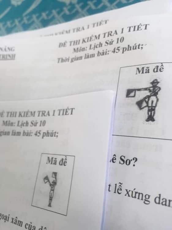 Thêm 1 màn ra đề IQ vô cực của thầy cô, 4 mã đề chỉ khác nhau 1 dấu chấm khiến học trò khóc thét - Ảnh 2.