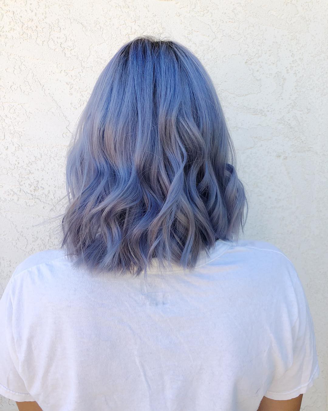 Điều gì sẽ xảy ra khi bạn nhuộm tóc màu tím xanh? Sự độc đáo và nổi bật của màu sắc sẽ khiến bạn trở nên thật sự khác biệt. Hãy cùng xem hình ảnh và khám phá sự tuyệt vời của màu tóc này.