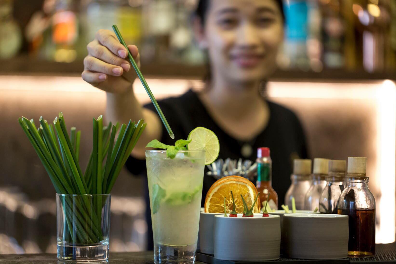 Từ bỏ ống hút nhựa để bảo vệ môi trường: Không phải cứ thay bằng ống tre, inox... là tốt - Ảnh 6. Từ bỏ ống hút nhựa để bảo vệ môi trường: Không phải cứ thay bằng ống tre, inox... là tốt - Ảnh 6.