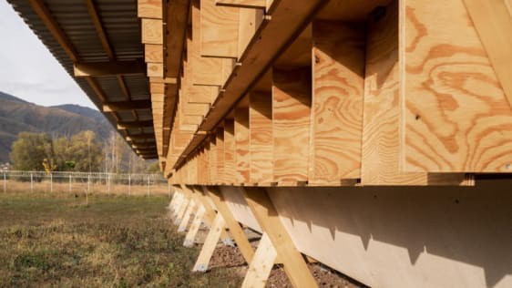 Chi&ecirc;m ngưỡng chiếc chuồng g&agrave; gi&aacute; 20.000 USD, được thiết kế bởi c&ocirc;ng ty kiến tr&uacute;c danh tiếng - Ảnh 4.