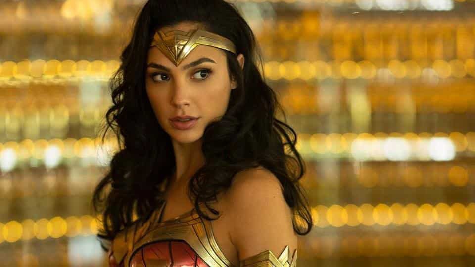 Đâu chỉ mình Marvel, nhà DC cũng có cả dàn sao sáng sắp lên sàn cho bằng chị bằng em - Ảnh 11. Đâu chỉ mình Marvel, nhà DC cũng có cả dàn sao sáng sắp lên sàn cho bằng chị bằng em - Ảnh 11.