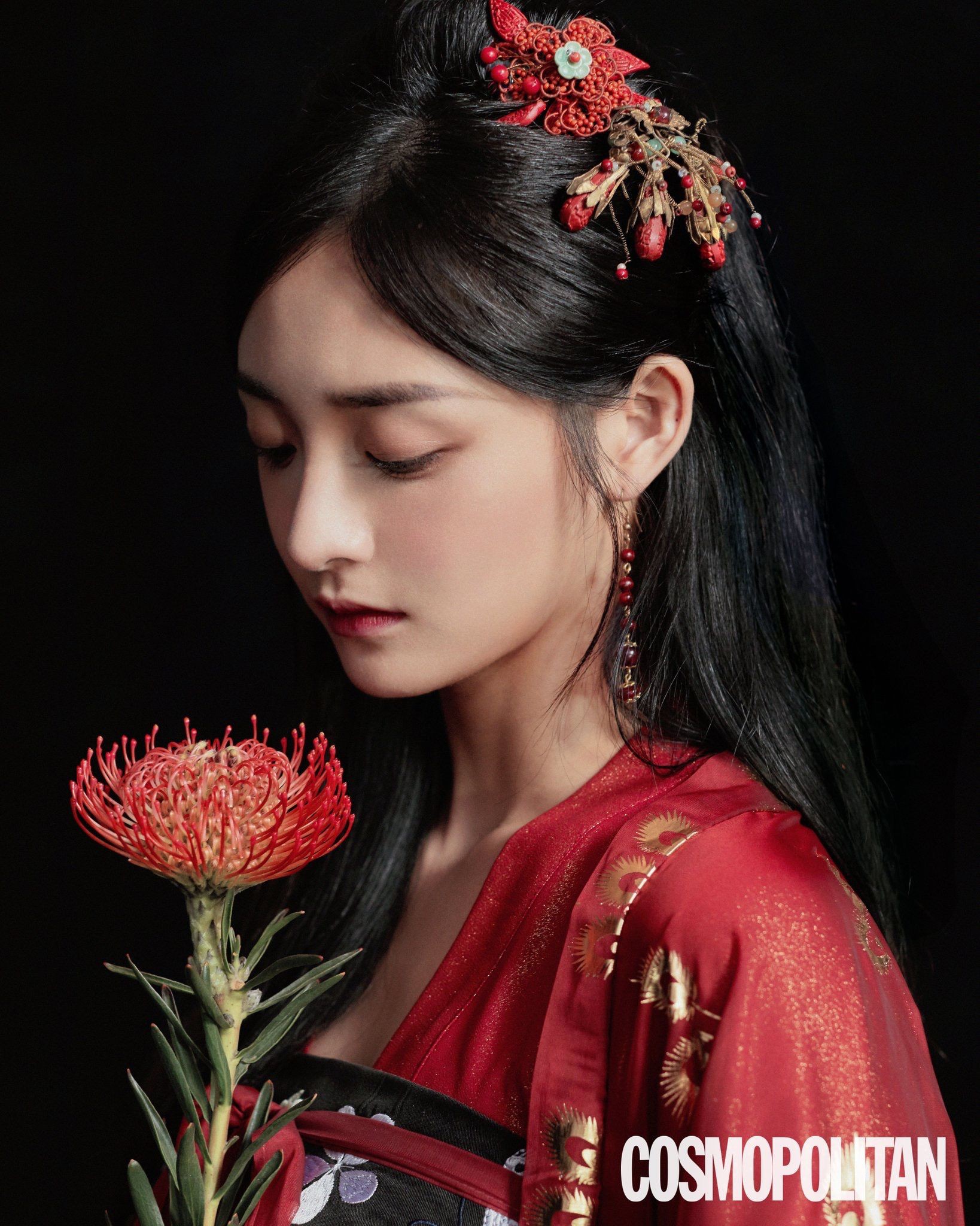 Xuất hiện công ty có dàn visual đỉnh không kém Big3: Hết bình chọn đẹp nhất Thế giới lại sở hữu nhan sắc cực phẩm - Ảnh 13. Xuất hiện công ty có dàn visual đỉnh không kém Big3: Hết bình chọn đẹp nhất Thế giới lại sở hữu nhan sắc cực phẩm - Ảnh 13.