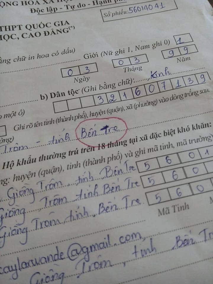 Hội những người dành cả thanh xuân để viết hồ sơ thi Đại học: Sai 1 dấu chấm cũng vứt cả bộ hồ sơ! - Ảnh 8. Hội những người dành cả thanh xuân để viết hồ sơ thi Đại học: Sai 1 dấu chấm cũng vứt cả bộ hồ sơ! - Ảnh 8.