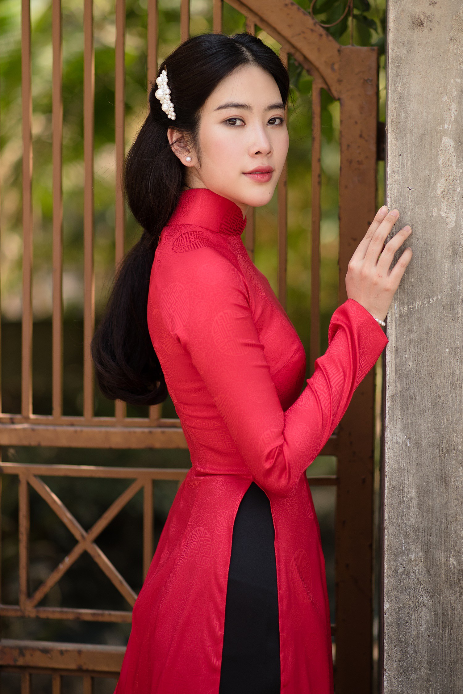 Nam Em bất ngờ lộ hình ảnh ôm bụng bầu vượt mặt, nghi vấn tạo ồn ào để dọn đường ra mắt MV mới - Ảnh 4. Nam Em bất ngờ lộ hình ảnh ôm bụng bầu vượt mặt, nghi vấn tạo ồn ào để dọn đường ra mắt MV mới - Ảnh 4.