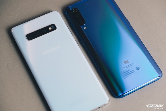 Samsung Galaxy S10  có đáng giá gấp đôi Xiaomi Mi 9 khi cùng sở hữu cấu hình mạnh, 3 camera và cảm biến vân tay dưới màn hình? - Ảnh 1.