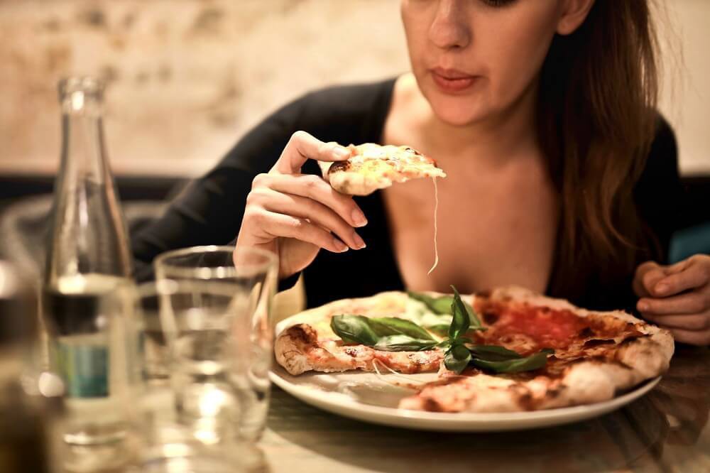 Hiệp hội Ung thư Hoa Kỳ cảnh báo: Nữ giới có nguy cơ mắc bệnh ung thư dạ dày cao nếu gặp phải những triệu chứng sau - Ảnh 4. Hiệp hội Ung thư Hoa Kỳ cảnh báo: Nữ giới có nguy cơ mắc bệnh ung thư dạ dày cao nếu gặp phải những triệu chứng sau - Ảnh 4.