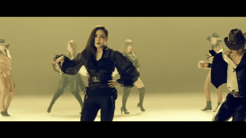 Kh&ocirc;ng phải BLACKPINK, đ&acirc;y mới l&agrave; những nh&oacute;m nhạc c&oacute; c&ocirc;ng &ldquo;khai ph&aacute;&rdquo; h&igrave;nh tượng girlcrush ng&ugrave;n ngụt sức h&uacute;t - Ảnh 9.