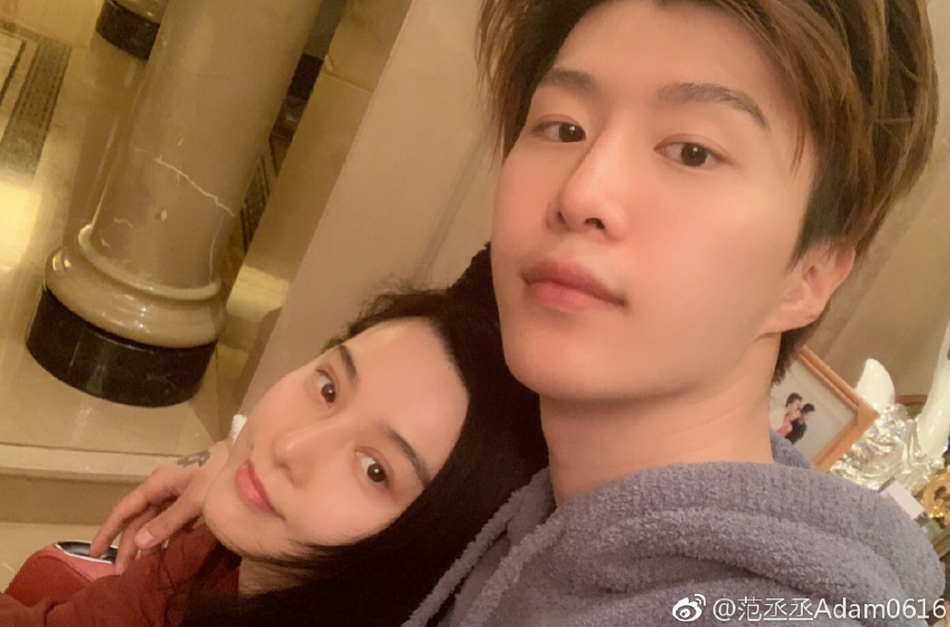 5 cặp chị em quyền lực nhưng ồn ào nhất showbiz châu Á: Người khổ sở khi lấy đại gia, kẻ chịu cảnh sinh ly tử biệt - Ảnh 11. 5 cặp chị em quyền lực nhưng ồn ào nhất showbiz châu Á: Người khổ sở khi lấy đại gia, kẻ chịu cảnh sinh ly tử biệt - Ảnh 11.
