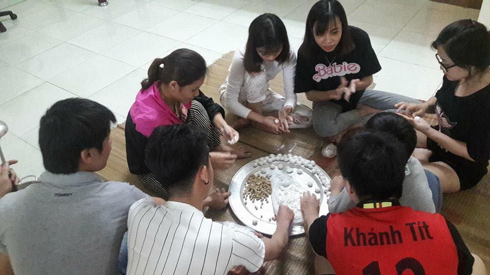 Xuất hiện xóm trọ trong mơ của những ai xa nhà: Thân thiết như gia đình, cùng nhau cuốc đất trồng rau, thổi cơm chung - Ảnh 5. Xuất hiện xóm trọ trong mơ của những ai xa nhà: Thân thiết như gia đình, cùng nhau cuốc đất trồng rau, thổi cơm chung - Ảnh 5.