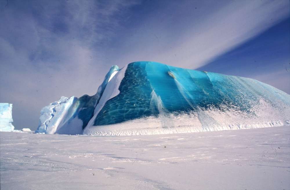 Bí ẩn tảng băng màu xanh ngọc nổi tiếng tại Nam Cực sắp có lời giải - Ảnh 3.