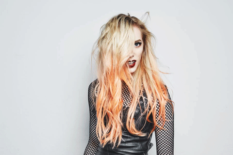 M&ugrave;ng 8/3 kh&ocirc;ng cần qu&agrave;! Con g&aacute;i cứ tự thưởng cho m&igrave;nh điều tuyệt nhất: Tự do khoe &ldquo;m&agrave;u&rdquo; c&aacute; t&iacute;nh - Ảnh 3.