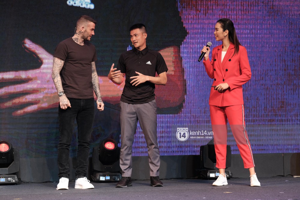 Khoảnh khắc hiếm có: Lần đầu tiên David Beckham, Công Vinh, Duy Mạnh hội ngộ trong một khung hình - Ảnh 3. Khoảnh khắc hiếm có: Lần đầu tiên David Beckham, Công Vinh, Duy Mạnh hội ngộ trong một khung hình - Ảnh 3.