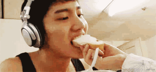 Có những idol Kpop nổi tiếng vì… ăn nhiều quá - Ảnh 1.