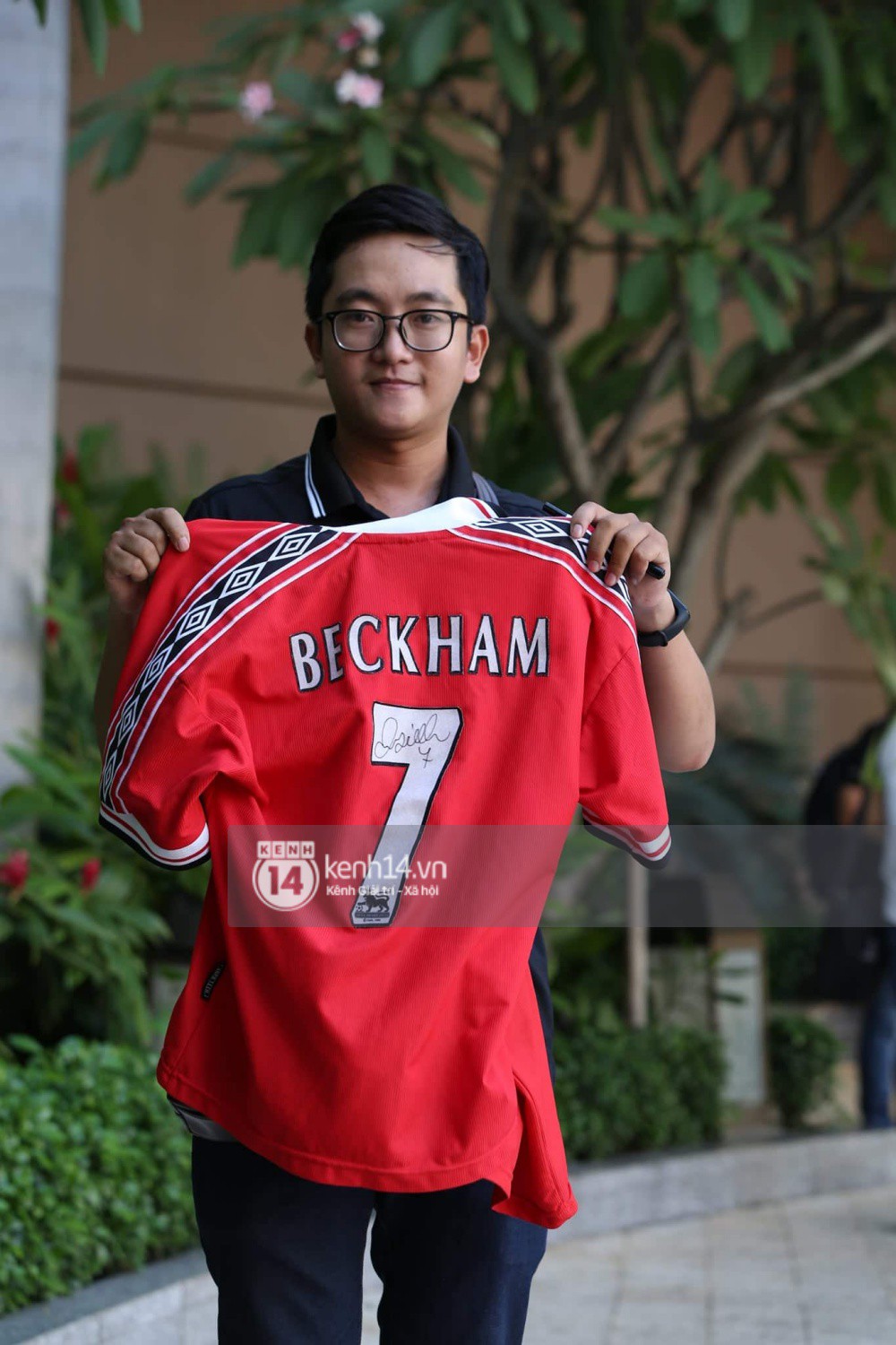 David Beckham tức tốc rời khỏi Việt Nam sau chuyến thăm vỏn vẹn 24 giờ - Ảnh 7. David Beckham tức tốc rời khỏi Việt Nam sau chuyến thăm vỏn vẹn 24 giờ - Ảnh 7.