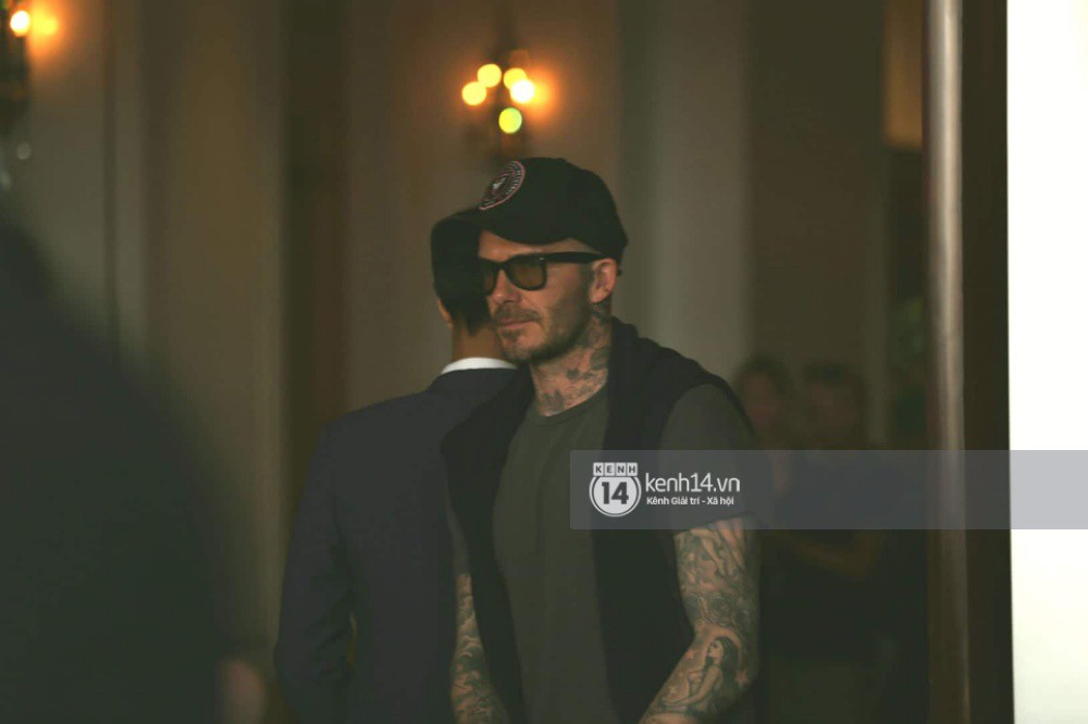 David Beckham tức tốc rời khỏi Việt Nam sau chuyến thăm vỏn vẹn 24 giờ - Ảnh 3. David Beckham tức tốc rời khỏi Việt Nam sau chuyến thăm vỏn vẹn 24 giờ - Ảnh 3.