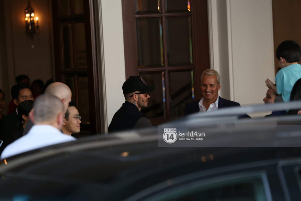 David Beckham tức tốc rời khỏi Việt Nam sau chuyến thăm vỏn vẹn 24 giờ - Ảnh 6. David Beckham tức tốc rời khỏi Việt Nam sau chuyến thăm vỏn vẹn 24 giờ - Ảnh 6.