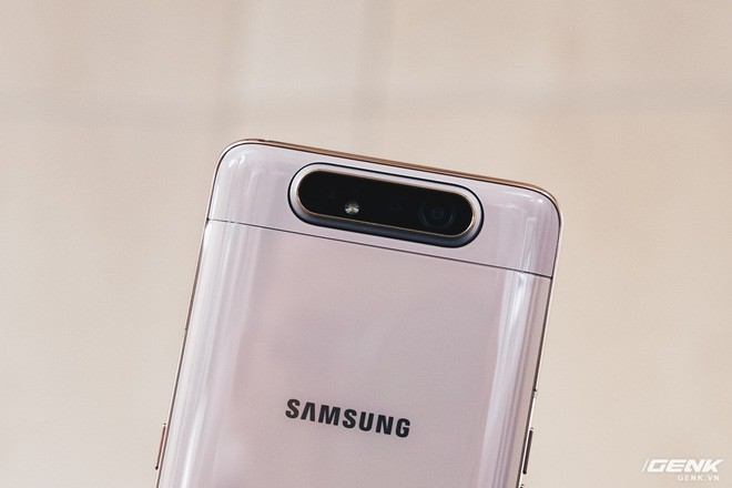 Đây là Samsung Galaxy A80: Camera xoay lật, màn hình New Infinity không tai thỏ, camera 48MP - Ảnh 5.