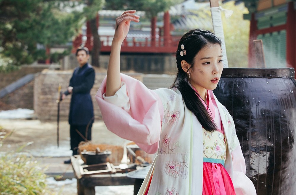 Sau 3 năm, dàn sao Moon Lovers không hẹn mà gặp, đồng loạt tái chiếm màn ảnh Hàn chỉ thiếu mỗi nam chính - Ảnh 2.