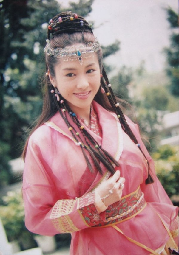 Lê Tư hồi trẻ đẹp thế nào mà Trương Bá Chi phải nói: Ở Hong Kong tôi chỉ thừa nhận cô ấy đẹp hơn tôi - Ảnh 3.