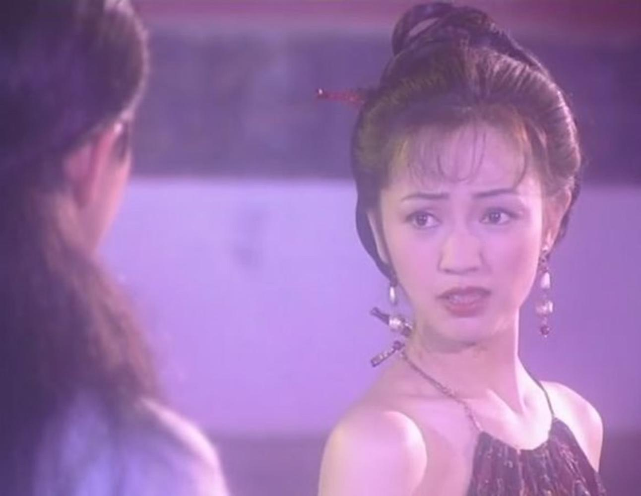 Soi CV 6 nàng Đát Kỷ đình đám: Người dính bê bối sử dụng ma túy, có nàng còn bị cả Trung Quốc ghét bỏ - Ảnh 3. Soi CV 6 nàng Đát Kỷ đình đám: Người dính bê bối sử dụng ma túy, có nàng còn bị cả Trung Quốc ghét bỏ - Ảnh 3.