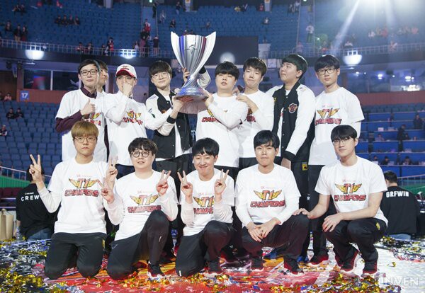 Đánh bại Griffin 3 trắng, SKT T1 chính thức vô địch LCK xuân 2019, giành quyền sang Việt Nam dự MSI - Ảnh 5.