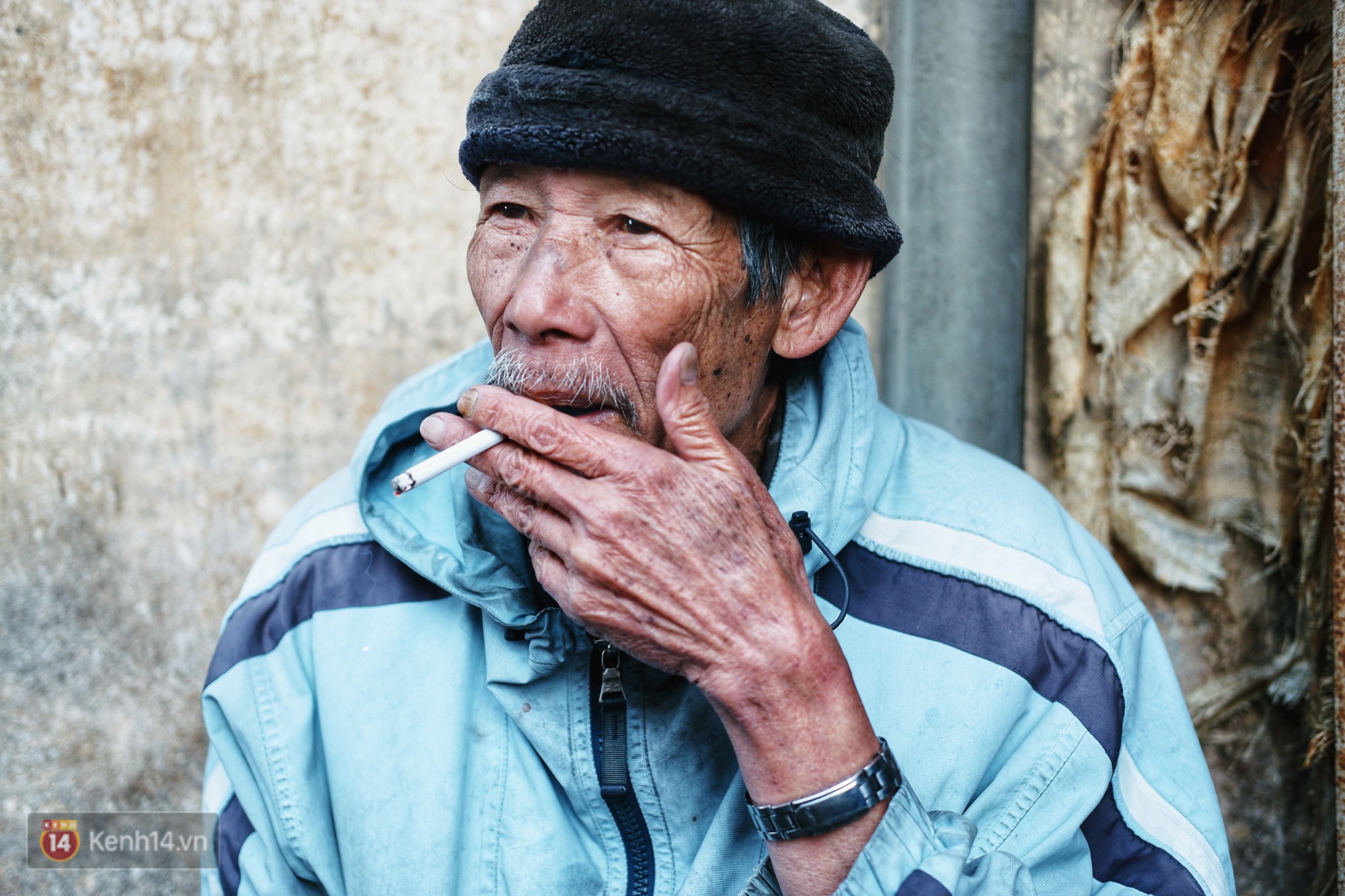 Quán cà phê vợt độc nhất vô nhị ở Đà Lạt, 30 năm chỉ bán từ 4 giờ sáng đến hơn 7 giờ sáng mỗi ngày - Ảnh 5. Quán cà phê vợt độc nhất vô nhị ở Đà Lạt, 30 năm chỉ bán từ 4 giờ sáng đến hơn 7 giờ sáng mỗi ngày - Ảnh 5.