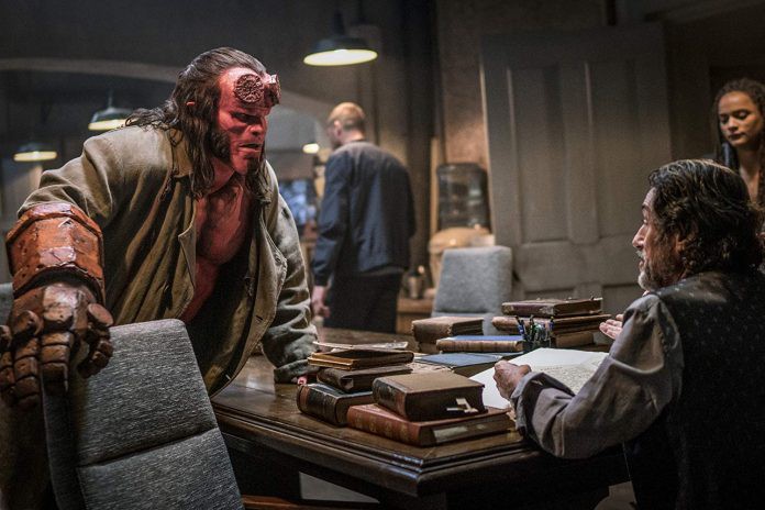 Ngoài hành động bạo lực, Hellboy đáng tiếc từ cốt truyện đến tuyến nhân vật - Ảnh 5. Ngoài hành động bạo lực, Hellboy đáng tiếc từ cốt truyện đến tuyến nhân vật - Ảnh 5.