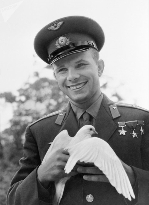 Ảnh tư liệu về nhà du hành Gagarin – người đầu tiên bay vào vũ trụ - Ảnh 10.