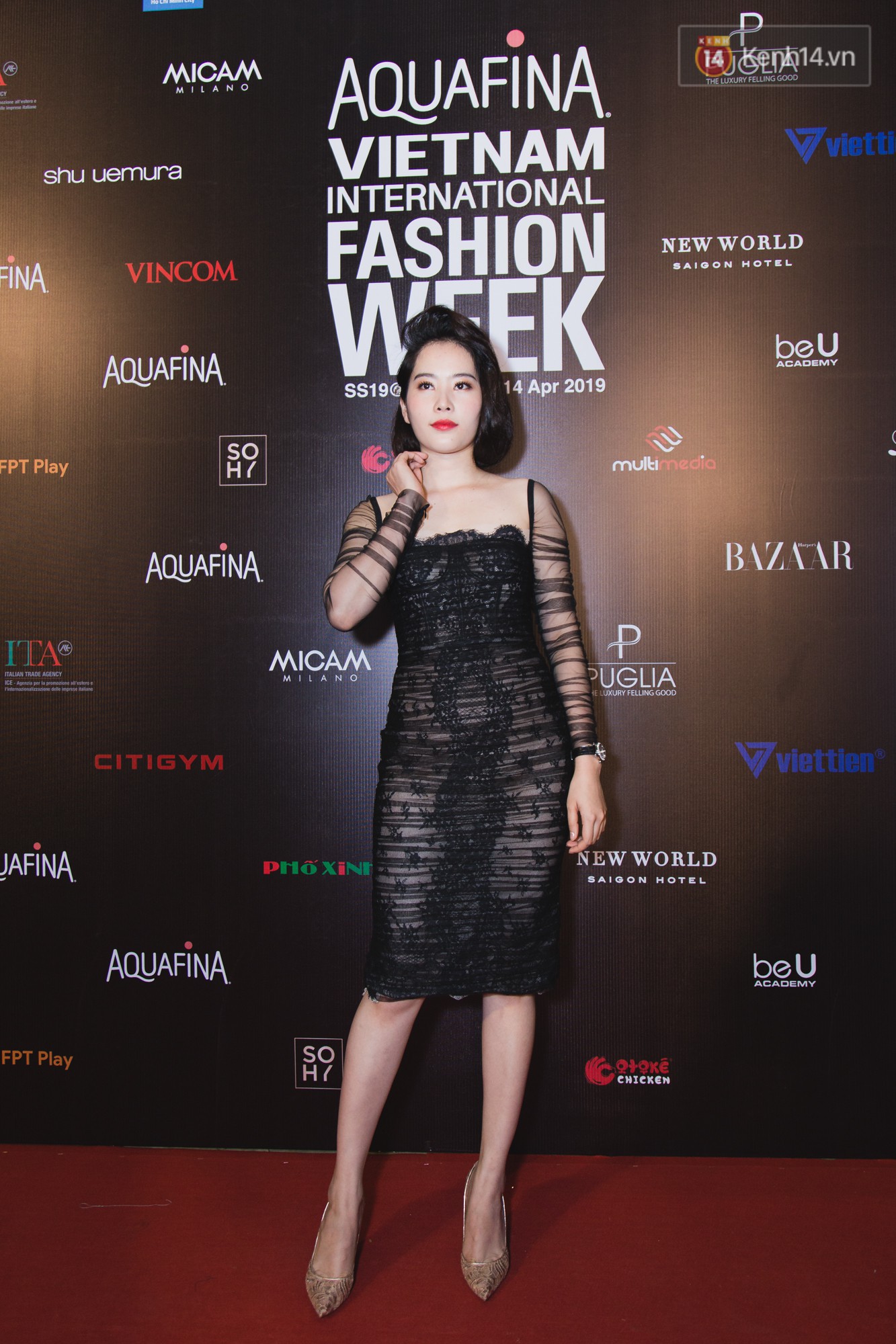 Cùng diện đầm sexy, Nam Em “thua đau” trước Diễm My 9x bởi nhiều chi tiết - Ảnh 1. Cùng diện đầm sexy, Nam Em “thua đau” trước Diễm My 9x bởi nhiều chi tiết - Ảnh 1.