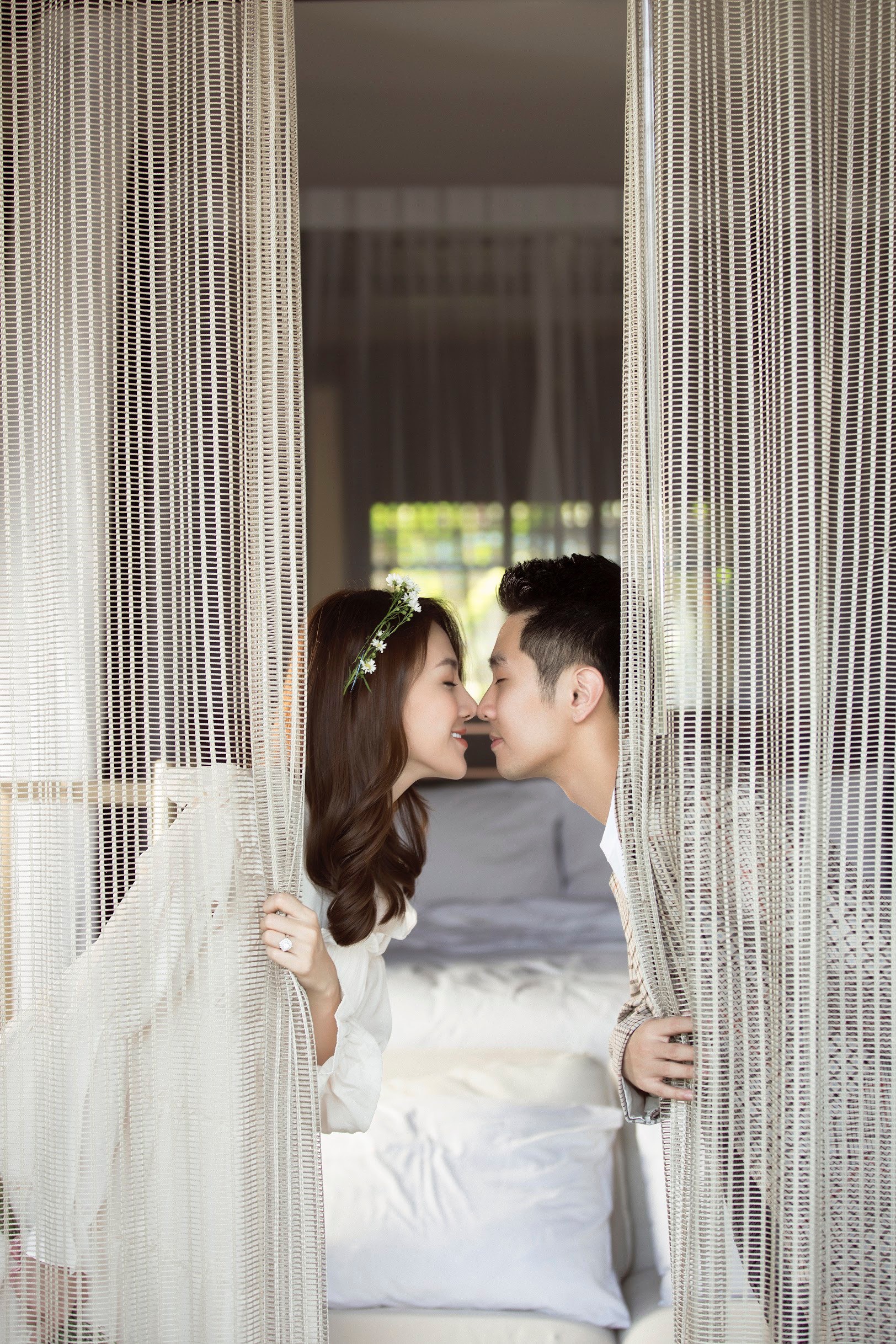 Cận ngày trọng đại, Lê Hà tung trọn bộ ảnh cưới lãng mạn chẳng kém phim Hàn cùng hôn phu điển trai - Ảnh 11.