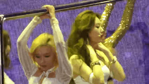 Xử lí tình huống cực đỉnh như 4 nữ idol này, thần tượng của bạn đã làm được chưa? - Ảnh 7.
