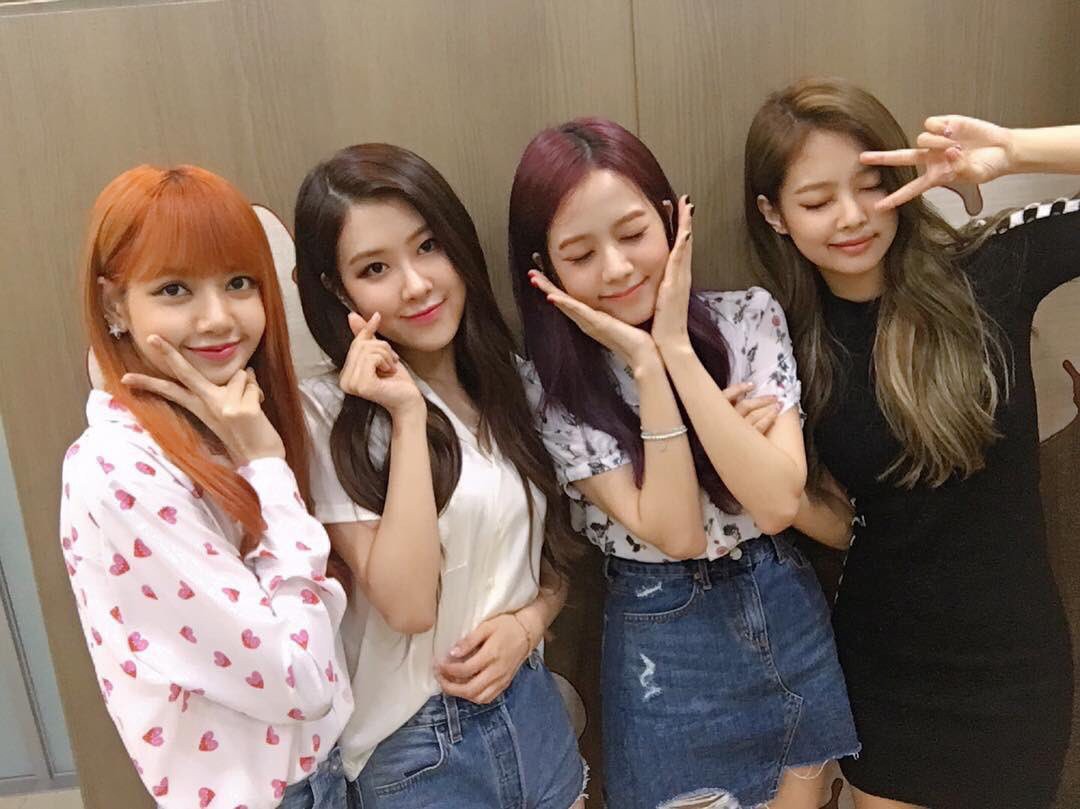 Tính cách thật của Black Pink: Jennie đặc biệt gây bất ngờ, còn 3 công chúa sang chảnh ngoài đời ra sao? - Ảnh 2.