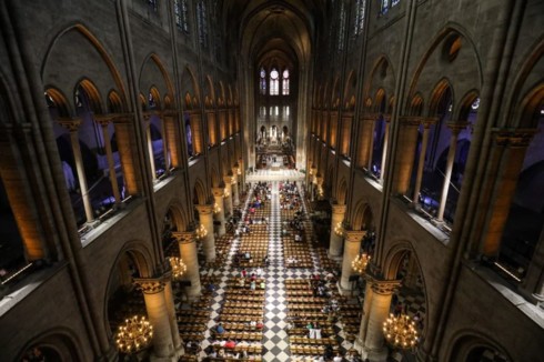 Nhà thờ Đức Bà Paris: 8 thế kỷ thăng trầm trước khi bị lửa dữ nuốt chửng - Ảnh 14.