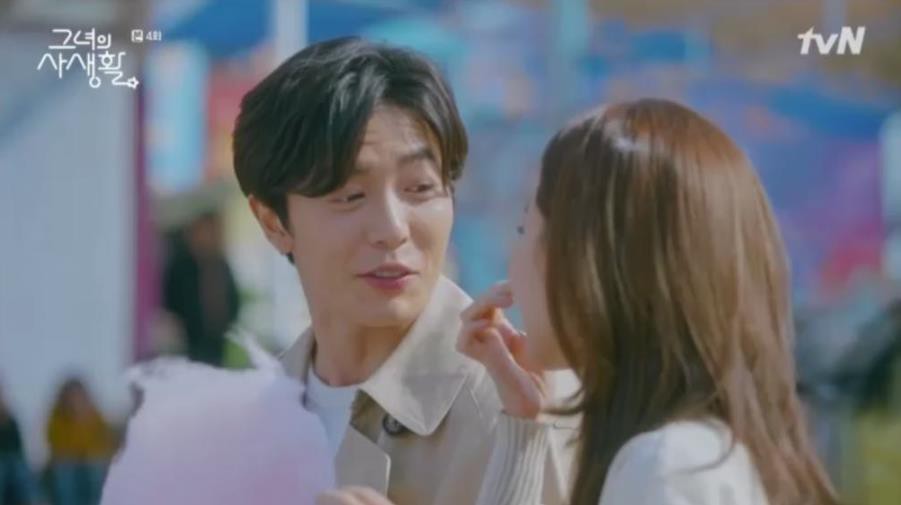 Sướng như Park Min Young, có chủ tịch mặt ngầu đeo tai thỏ làm người tình bình phong trong Her Private Life - Ảnh 4. Sướng như Park Min Young, có chủ tịch mặt ngầu đeo tai thỏ làm người tình bình phong trong Her Private Life - Ảnh 4.