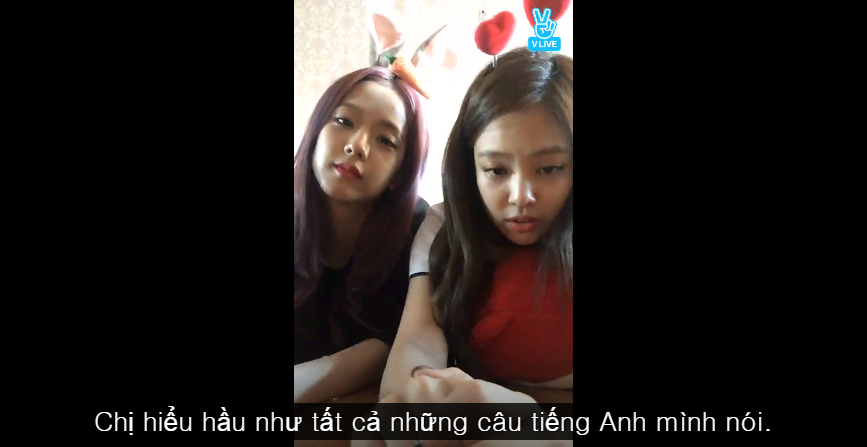 Jisoo (BLACKPINK) có thật sự kém tiếng Anh đến mức phải ngồi bất động khi đi giao lưu tại Mỹ? - Ảnh 4.