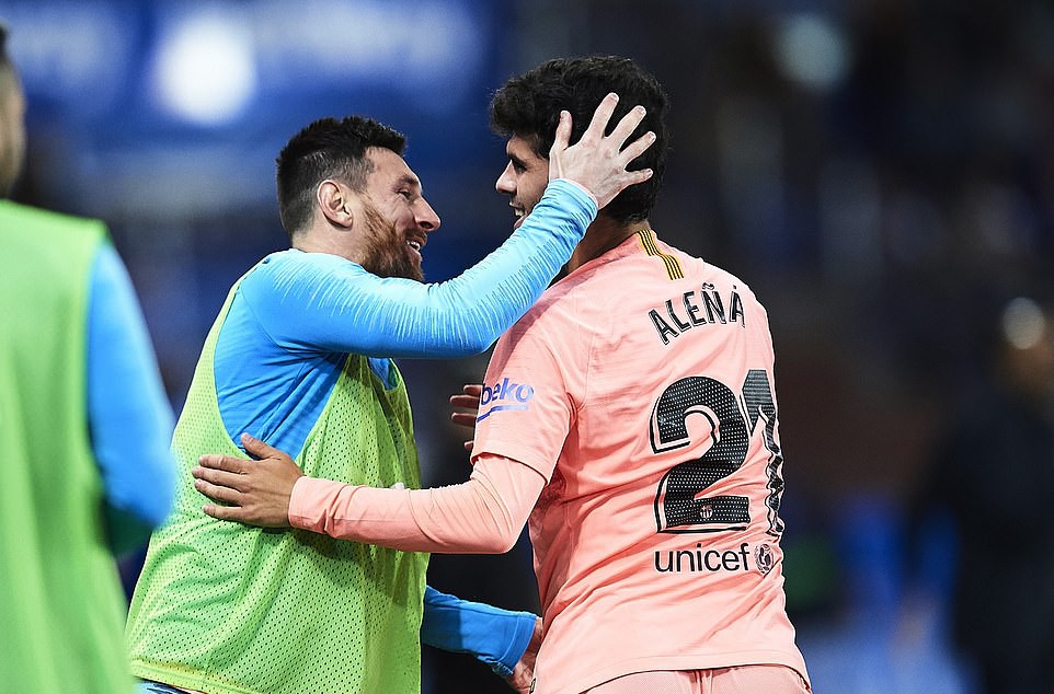 Messi ngồi dự bị, Barcelona vẫn thắng dễ để cách ngôi vô địch La Liga 3 điểm - Ảnh 5.