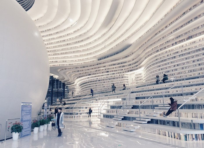 Choáng ngợp với vẻ đẹp của thư viện quốc dân lớn nhất Trung Quốc được check in rầm rộ - Ảnh 13.