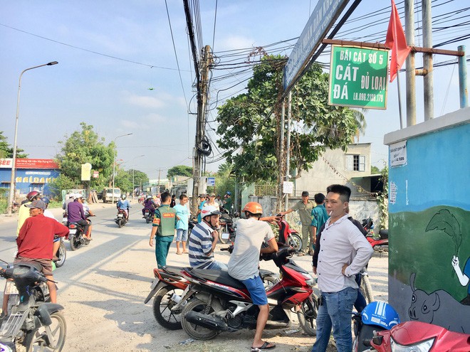 Nghi pháº¡m sÃ¡t háº¡i 3 bÃ  chÃ¡u á» BÃ¬nh DÆ°Æ¡ng tá»©c tá»i vÃ¬ bá» nháº¯c nhá» khi xem phim Äen á» quÃ¡n cafe - áº¢nh 2.