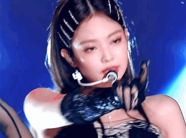 Khi virus Jennie x&acirc;m nhập trường học: H&agrave;ng loạt c&aacute;c nam sinh cũng ph&aacute;t cuồng với style kẹp t&oacute;c đầy đầu - Ảnh 13.