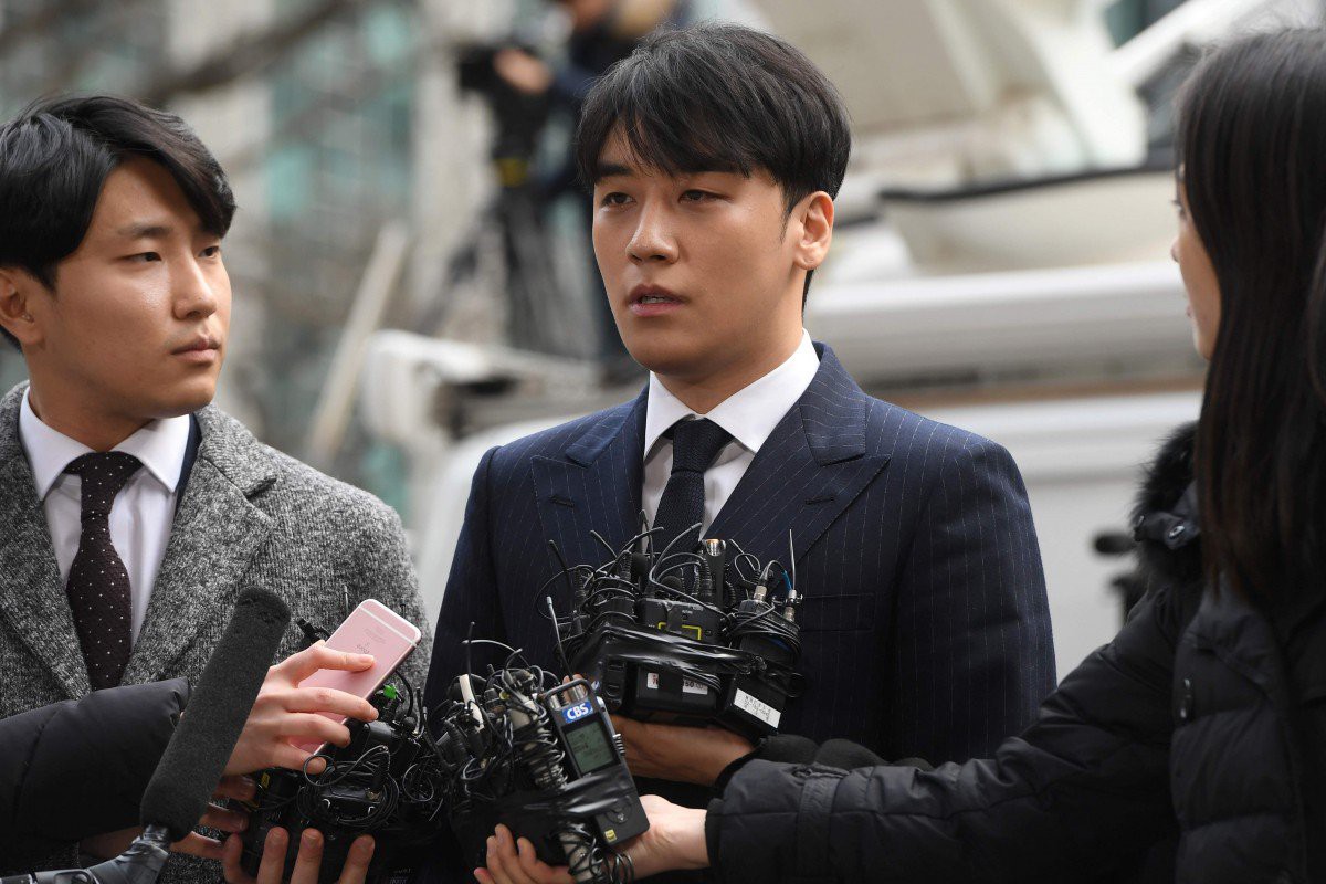 Seungri biến YG thành công ty bê bối nhất hiện nay: Cảnh sát tuyên bố điều tra YG về bê bối mại dâm và đây là lý do - Ảnh 1. Seungri biến YG thành công ty bê bối nhất hiện nay: Cảnh sát tuyên bố điều tra YG về bê bối mại dâm và đây là lý do - Ảnh 1.