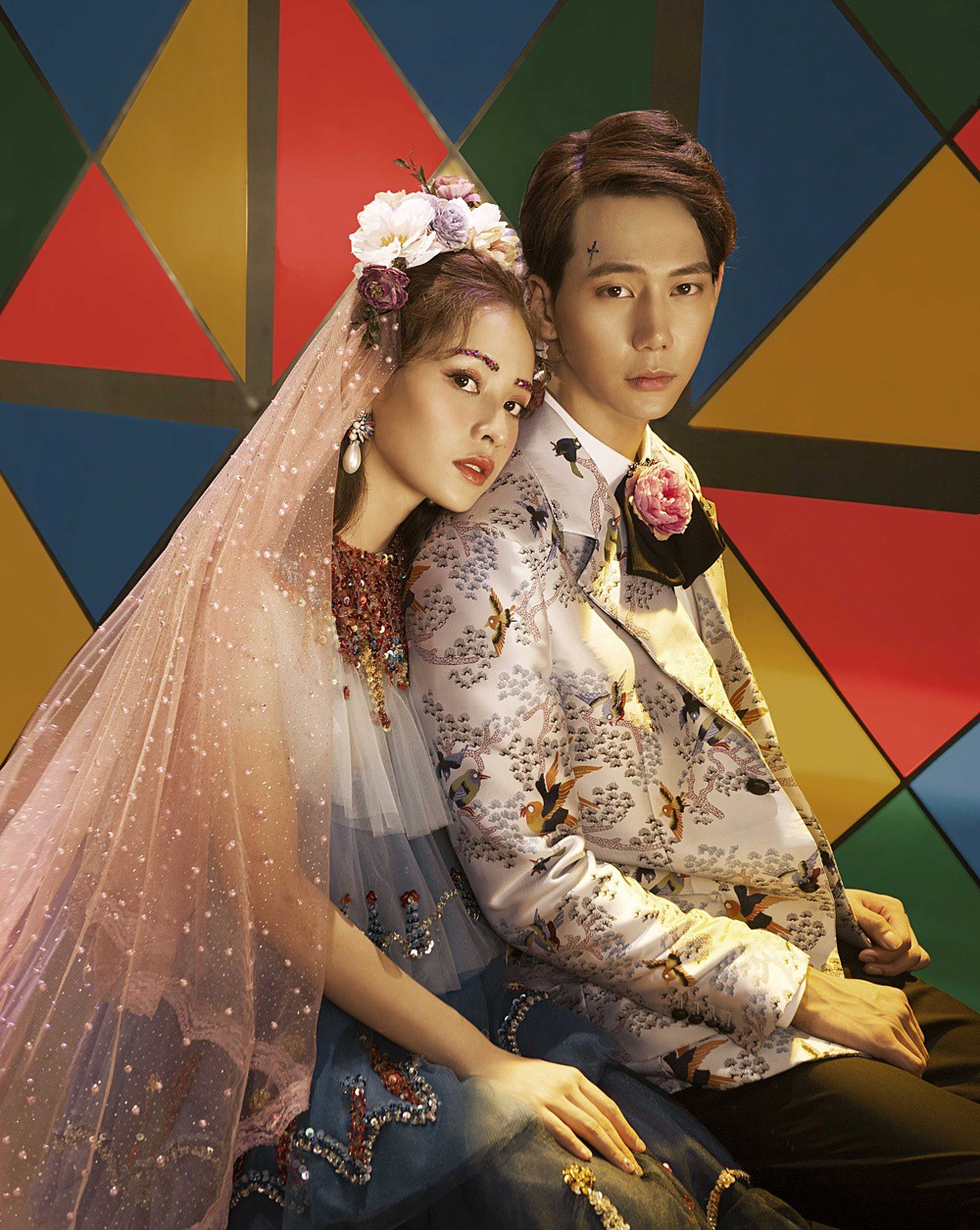 Khi Chi Pu - cô gái vàng của làng chiêu trò mạo hiểm rũ sạch thị phi để hát ballad - Ảnh 1. Khi Chi Pu - cô gái vàng của làng chiêu trò mạo hiểm rũ sạch thị phi để hát ballad - Ảnh 1.
