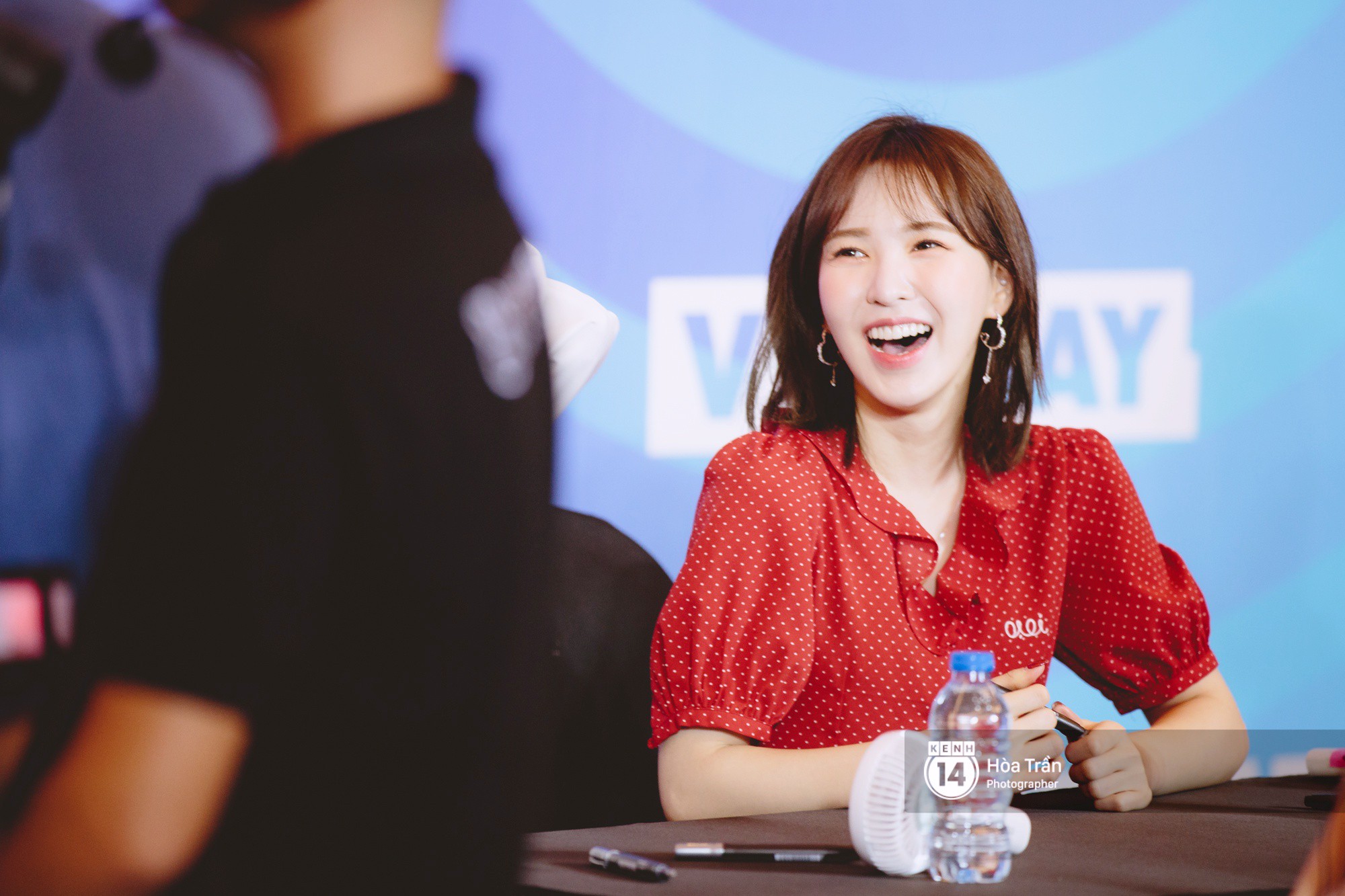 red-wendy1-1556280875254939182518.jpg