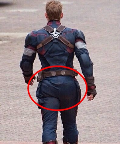 Không chỉ có mỗi hàng Mỹ của Captain America, đội hình Avengers là cả BST vòng 3 trời phú! - Ảnh 2.