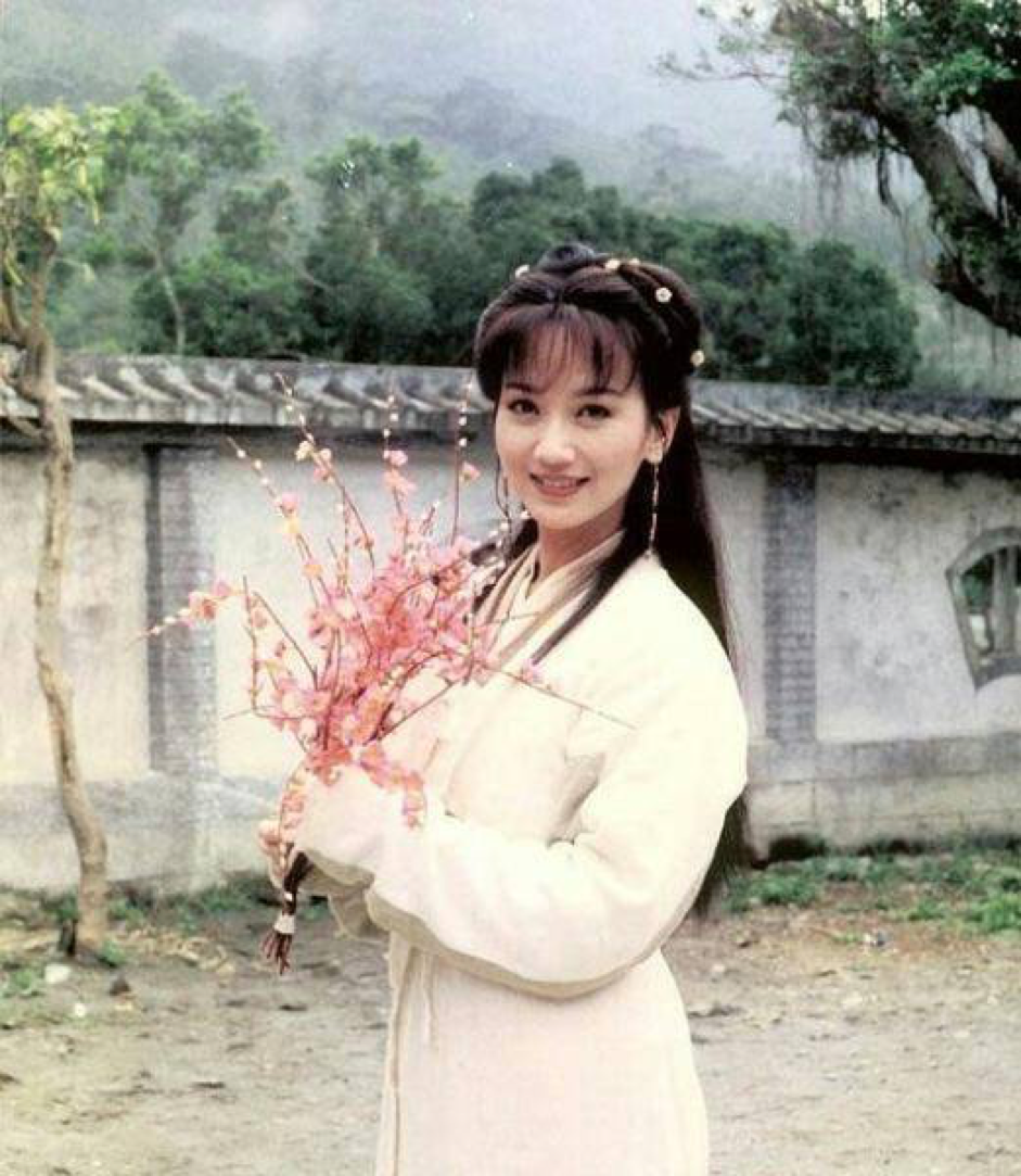 Lê Tư khiến chồng say đắm cung phụng, Trần Hảo lu mờ học trò kém gần 2 giáp, tất cả là nhờ nhan sắc hack tuổi khó tin - Ảnh 18. Lê Tư khiến chồng say đắm cung phụng, Trần Hảo lu mờ học trò kém gần 2 giáp, tất cả là nhờ nhan sắc hack tuổi khó tin - Ảnh 18.