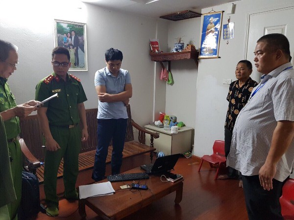 Cho&aacute;ng với lượng tiền, xe xịn trong đường d&acirc;y đ&aacute;nh bạc 30.000 tỉ đồng - Ảnh 2.