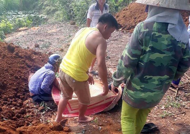 Vụ chém hai người em vợ tử vong ở Yên Bái: Nghi phạm từng ngồi tù 17 năm - Ảnh 2.