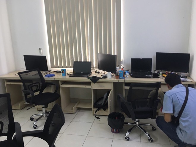 Cho&aacute;ng với lượng tiền, xe xịn trong đường d&acirc;y đ&aacute;nh bạc 30.000 tỉ đồng - Ảnh 6.