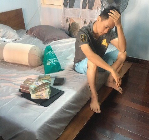 Cho&aacute;ng với lượng tiền, xe xịn trong đường d&acirc;y đ&aacute;nh bạc 30.000 tỉ đồng - Ảnh 10.